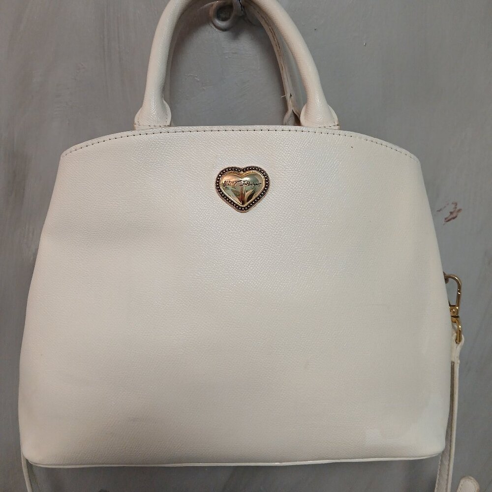 Betsey Johnson Classic White Satchel🌹
